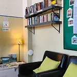 Suomenlinna Hostel *