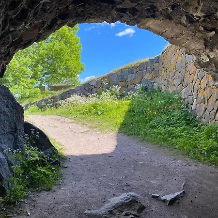 Suomenlinna Hostel *