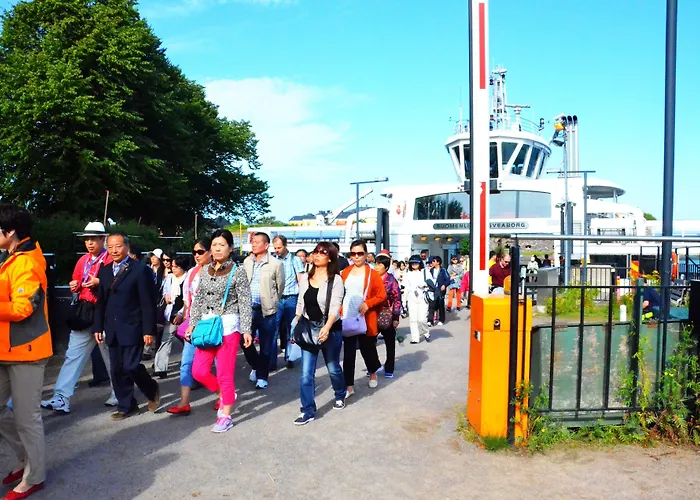 Suomenlinna Хостел *